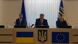 Ситуація на Донбасі напружена, ескалація зростає, але ворог за це платить велику ціну, - Порошенко