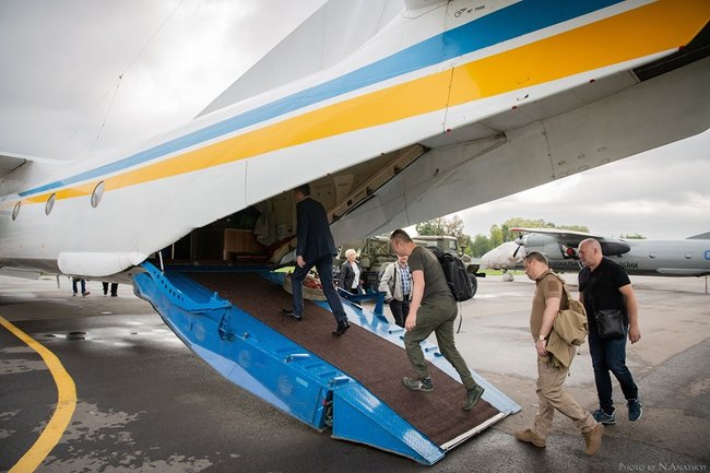 Авіація МВС доставила членів ЦВК у Покровськ (оновлено) 01