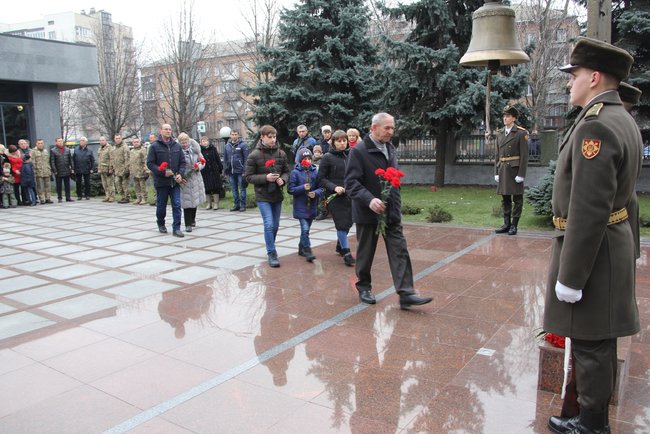 У Залі памяті Міноборони вшанували загиблих цього дня 15 захисників України 13