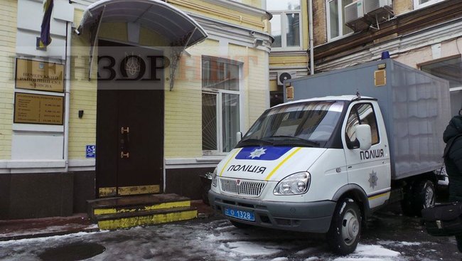 Saakashvili trial: police strengthen security outside court 08