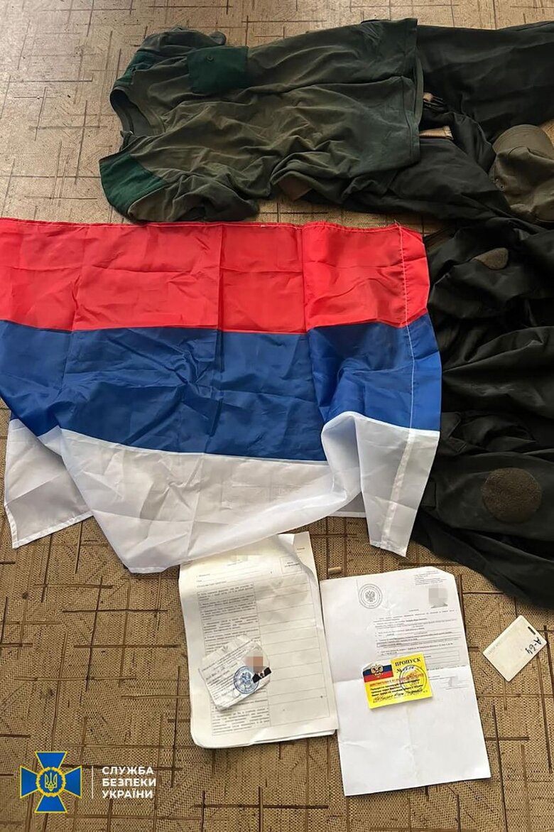 Четыре бывших руководителя российской пыточной, действовавшей во время оккупации Херсона, задержали СБУ совместно с ГБР 07