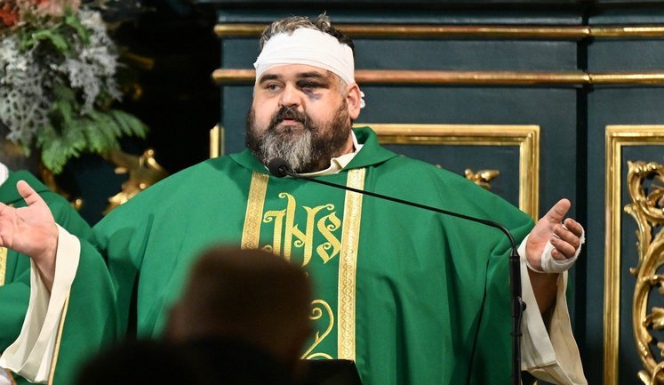 Раненый при нападении на монастырь в Польше священник простил нападавшего и призвал не обвинять всех украинцев