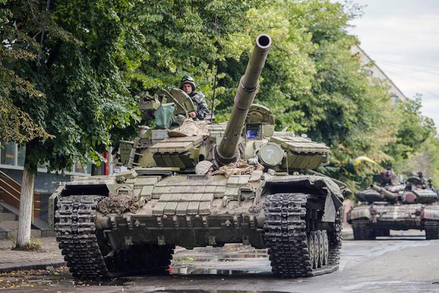 россия донбасс танки