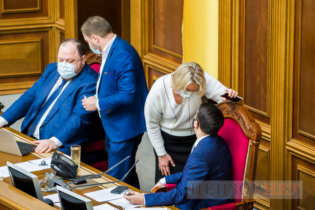 Нестримні веселощі Шахова, голосування Радуцького, погляд Тимошенко і пропозиція Семінського щодо цементного заводу, - день роботи ВР 17 березня 25