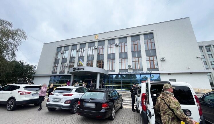 Волна "заминирований" в Украине: более тысячи анонимных сообщений, продолжаются проверки