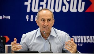 Експрезидента Вірменії Кочаряна затримали у справі про корупцію