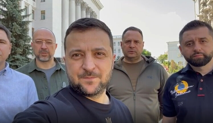 "Захищаємо Україну вже 100 днів. Перемога за нами", - Зеленський. ВIДЕО