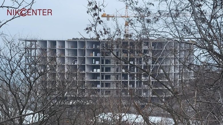В Одесі на пляжі будують апартаменти замість оздоровчого центру