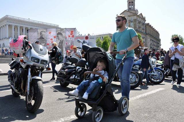 Freedom Diversity: Ukrainian bikers rode in downtown Kyiv 10