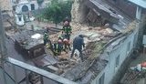 Стіна будинку обвалилася в центрі Львова, загинула людина, - ДСНС. ФОТО