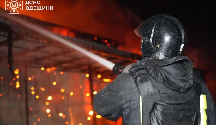 "Shaheds" attacked Odesa: houses and enterprises damaged. PHOTOS