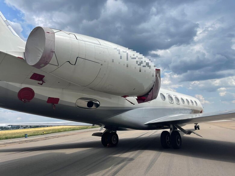 Правоохранители передали ВСУ вертолет и самолет, которыми пользовалась семья Медведчука 02