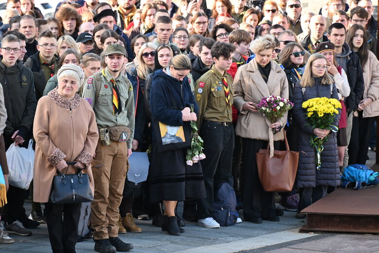 Із воїном та засновником видання Горинь Тарасом Давидюком, який загинув у бою проти окупантів на Запоріжжі, попрощалися у Києві 16