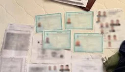 У Києві через фіктивне волонтерство легалізували понад 100 іноземців