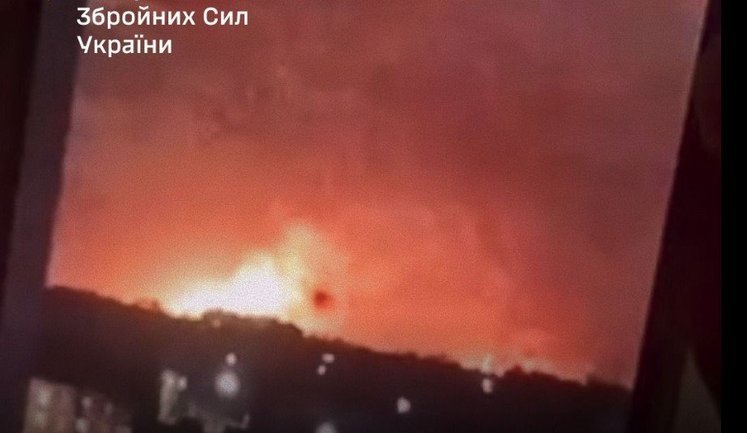 Сили оборони уразили НПЗ "Лукойл-Нижегороднефтеоргсинтез", склад авіаційної техніки та інші ворожі об’єкти, - Генштаб