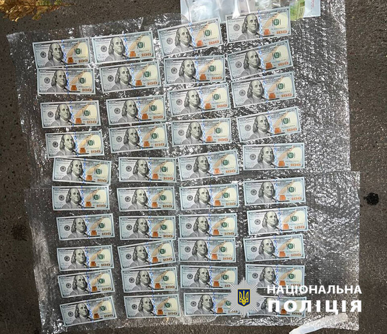 Поліція Києва затримала помічника начальника Подільського РТЦК та СП