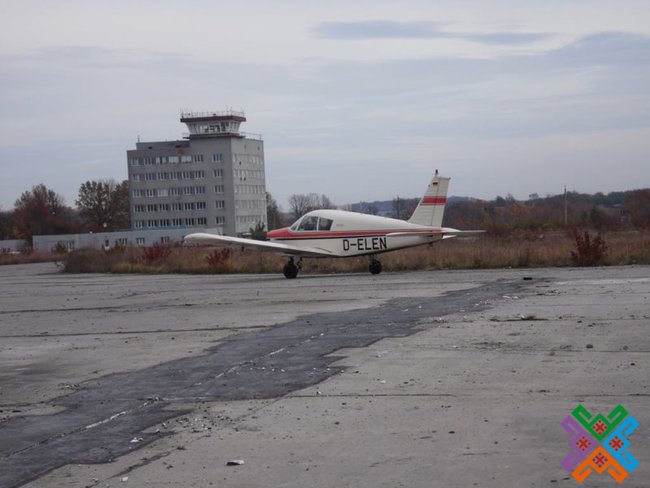 Мінінфраструктури виділить кошти на початок відновлення аеропорту в Хмельницькому 01