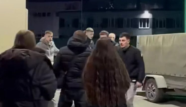 Напад на ансамбль "Гуцулія": поліція ідентифікувала ще трьох учасниць конфлікту