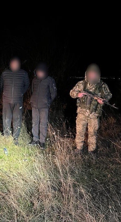 Двох ухилянтів затримано на кордоні з Румунією