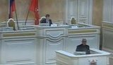 "Это напоминает дискуссию профессора Преображенского и Шарикова", - питерский депутат публично поддержал Райкина в заочном споре с байкером Залдостановым. ВИДЕО