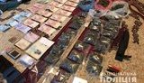"Я хворію на серце и мені потрібно росслабляюще средство", - задержание на Киевщине торговцев наркотиками с "товаром" на 2 млн грн. ВИДЕО