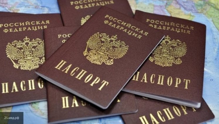 Vladimir Putin's passport provocation in Ukraine