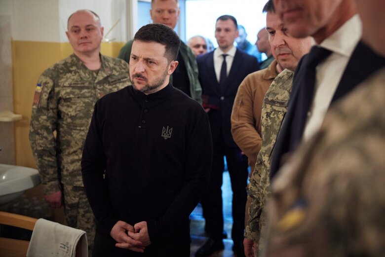 Зеленський і Рютте відвідали поранених воїнів в Одесі
