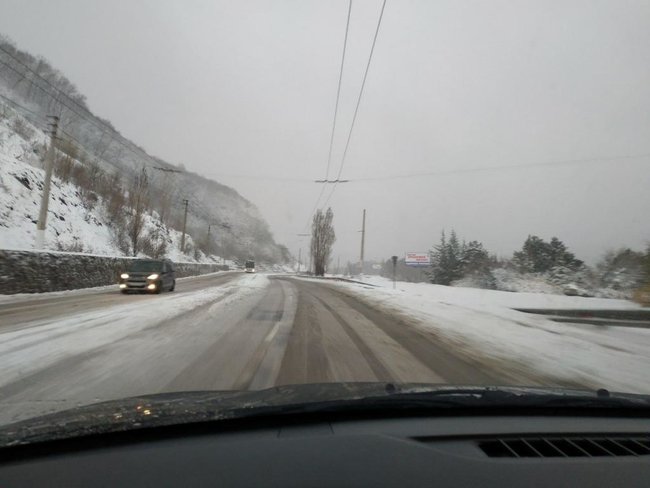 В оккупированном Крыму выпал снег 04