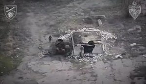 Пілоти 66-ї ОМБр завдали ударів дронами по укриттю з окупантами всередині. ВIДЕО