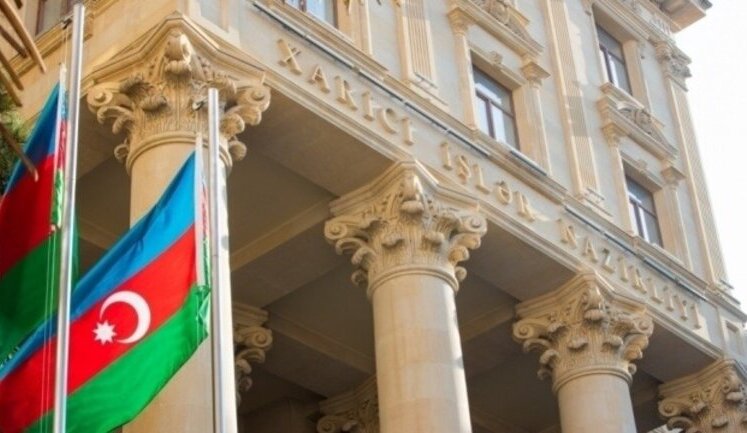 РФ вручила ноту послу Азербайджану через затримання російських пропагандистів та "недружні дії" Баку