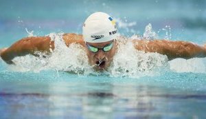Украинец Романчук стал чемпионом мира по плаванию на 1500-метровке