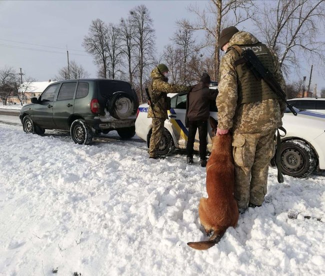 Підозрюваного у зґвалтуванні неповнолітньої затримали на Сумщині, - Держприкордонслужба 01