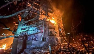 Наслідки ракетного удару РФ по Балаклії: атаковано район щільної забудови, 3 загиблих, серед поранених - діти. ФОТОрепортаж