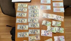 Председатель ВВК одной из частей ГПСУ разоблачен в получении взяток за фиктивные решения о пригодности, - Офис генпрокурора. ФОТО