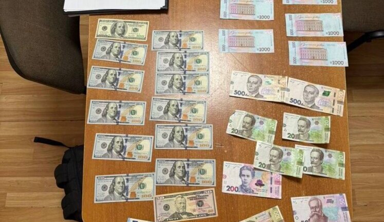 Председатель ВВК одной из частей ГПСУ разоблачен в получении взяток за фиктивные решения о пригодности, - Офис генпрокурора. ФОТО