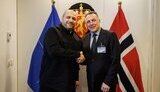 Рустем Умеров и министр обороны Норвегии Торе Оншуус Сандвик