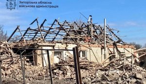 Одна людина загинула, троє поранені: РФ завдала майже тисячу ударів по Запорізькій області за добу. ФОТО