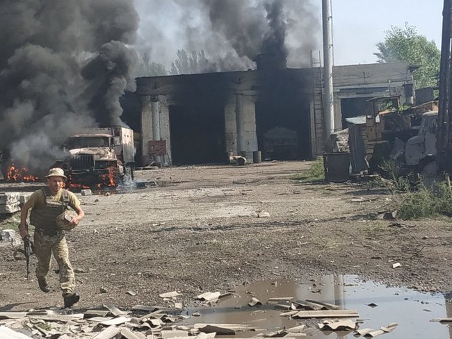 Російські найманці випустили по Авдіївці понад 20 мін калібру 120 мм. Наслідки обстрілу 05