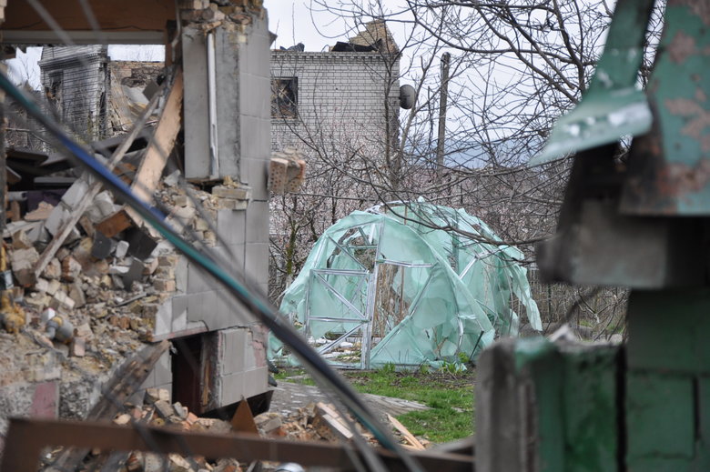 Зруйноване окупантами селище Горенка у передмісті Києва 29