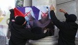 Націоналісти Коханівського на Майдані та Банковій вимагали обміняти українських заручників у РФ на "московських попів - агентів ФСБ". ВІДЕО+ФОТОрепортаж