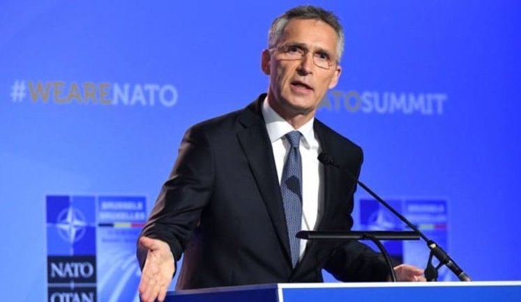 Літаки НАТО не мають діяти над українським повітряним простором, а війська НАТО - не мають діяти на території України, - Столтенберг