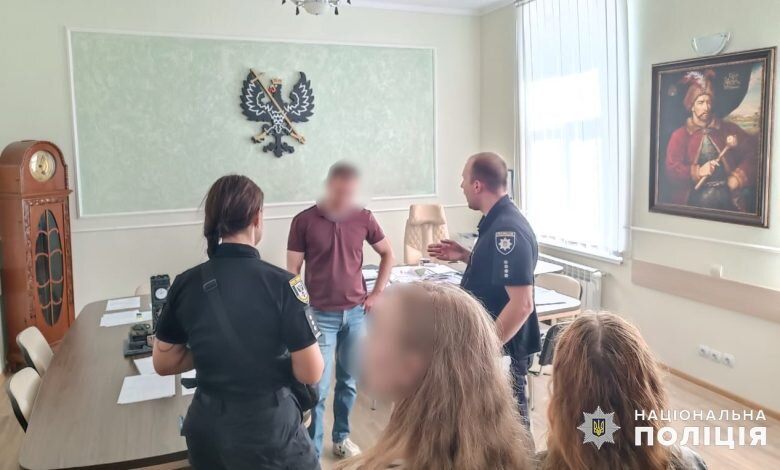 Обшуки у Чернігівській міськраді