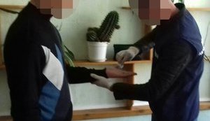 Замдиректора ВПУ задержан на Сумщине при получении 12 тыс. грн взятки, - прокуратура. ФОТО