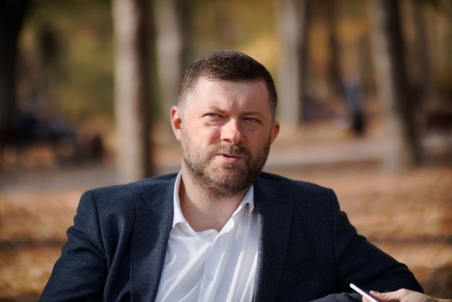 Голова партії СН Олександр Корнієнко: Коли нам Китай казав, як закони писати?! У нас усі реформи повністю узгоджені із західними партнерами 01