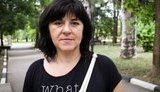 "Коммуникации с ОП нет вообще. Мы выходили на акцию. Надеялись, что выйдет сам президент, но никто не вышел", - жена кремлевского политузника Захтея Оксана. ВИДЕО