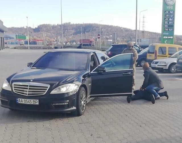 Винницкий юрист задержан на взятке пограничникам на Закарпатье 04