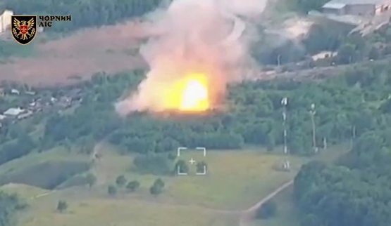 Fighters of the 15th Black Forest Brigade struck a rare electronic warfare system of the occupiers, which they had hidden in the forest.