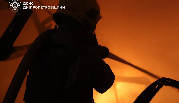 Massive shelling of Kryvyi Rih: strike on energy infrastructure, several settlements without power. PHOTOS