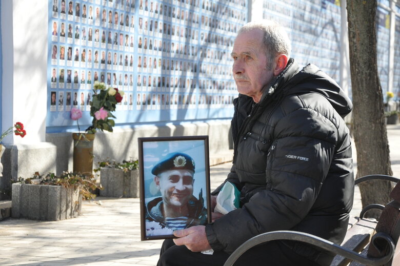 Memory of soldiers who died in war with Russian Federation since 2014 was commemorated in center of Kyiv 36
