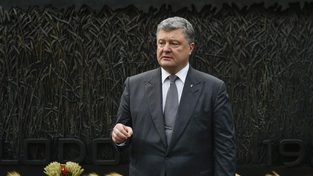 Порошенко вшанував память жертв Голодомору біля меморіалу у Вашингтоні 02 Порошенко вшанував память жертв Голодомору біля меморіалу у Вашингтоні 02